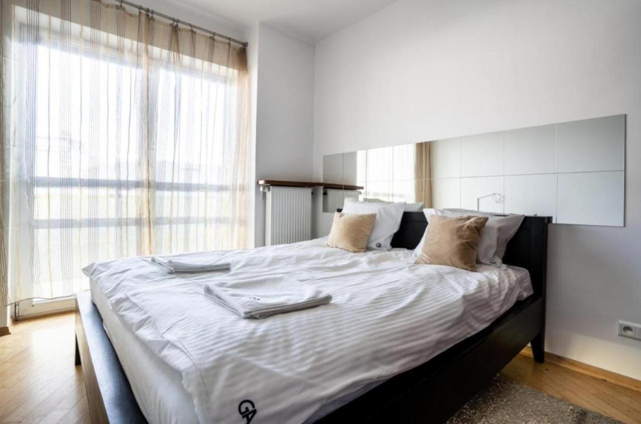 Golden Apartments Warsaw - Big And Bright Apartment In Platinum Towers- Browary- Grzyb61A エクステリア 写真