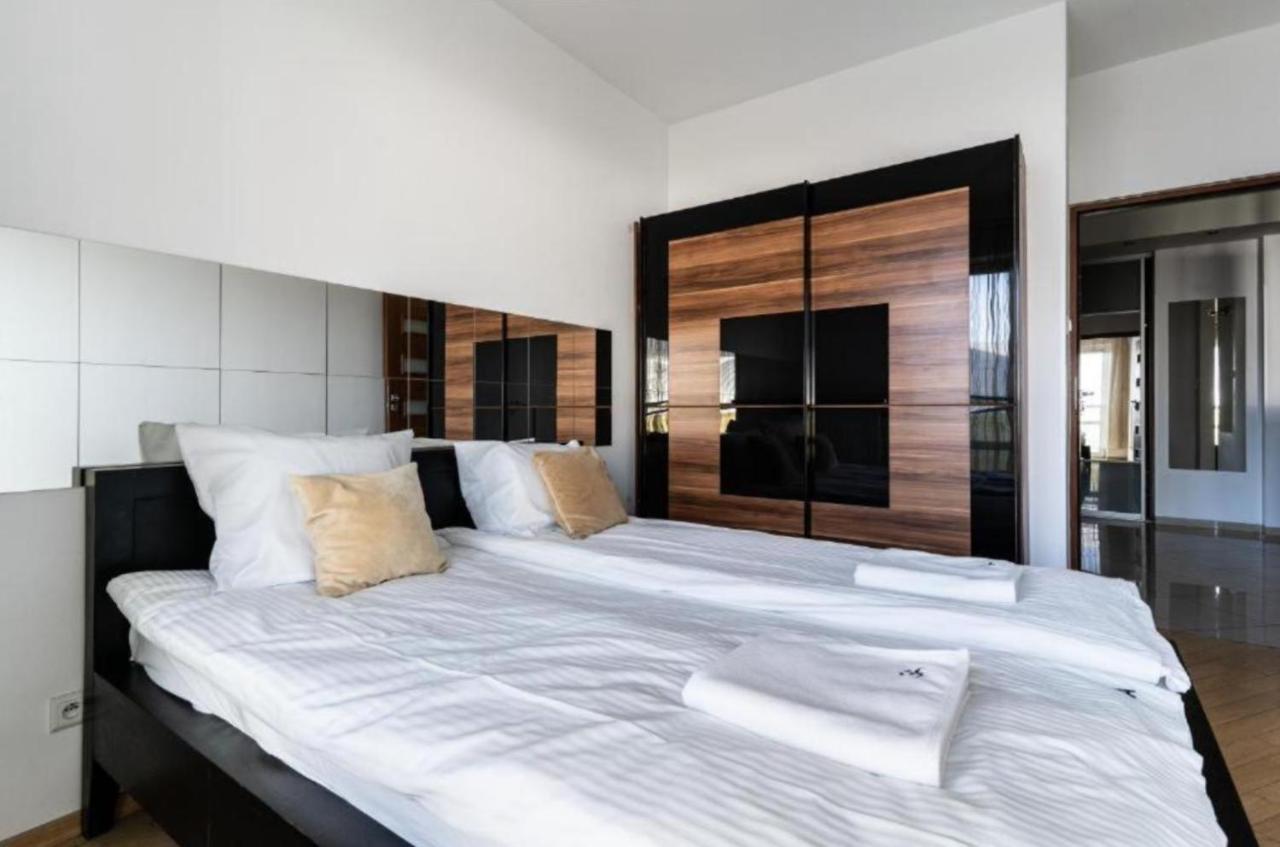 Golden Apartments Warsaw - Big And Bright Apartment In Platinum Towers- Browary- Grzyb61A エクステリア 写真
