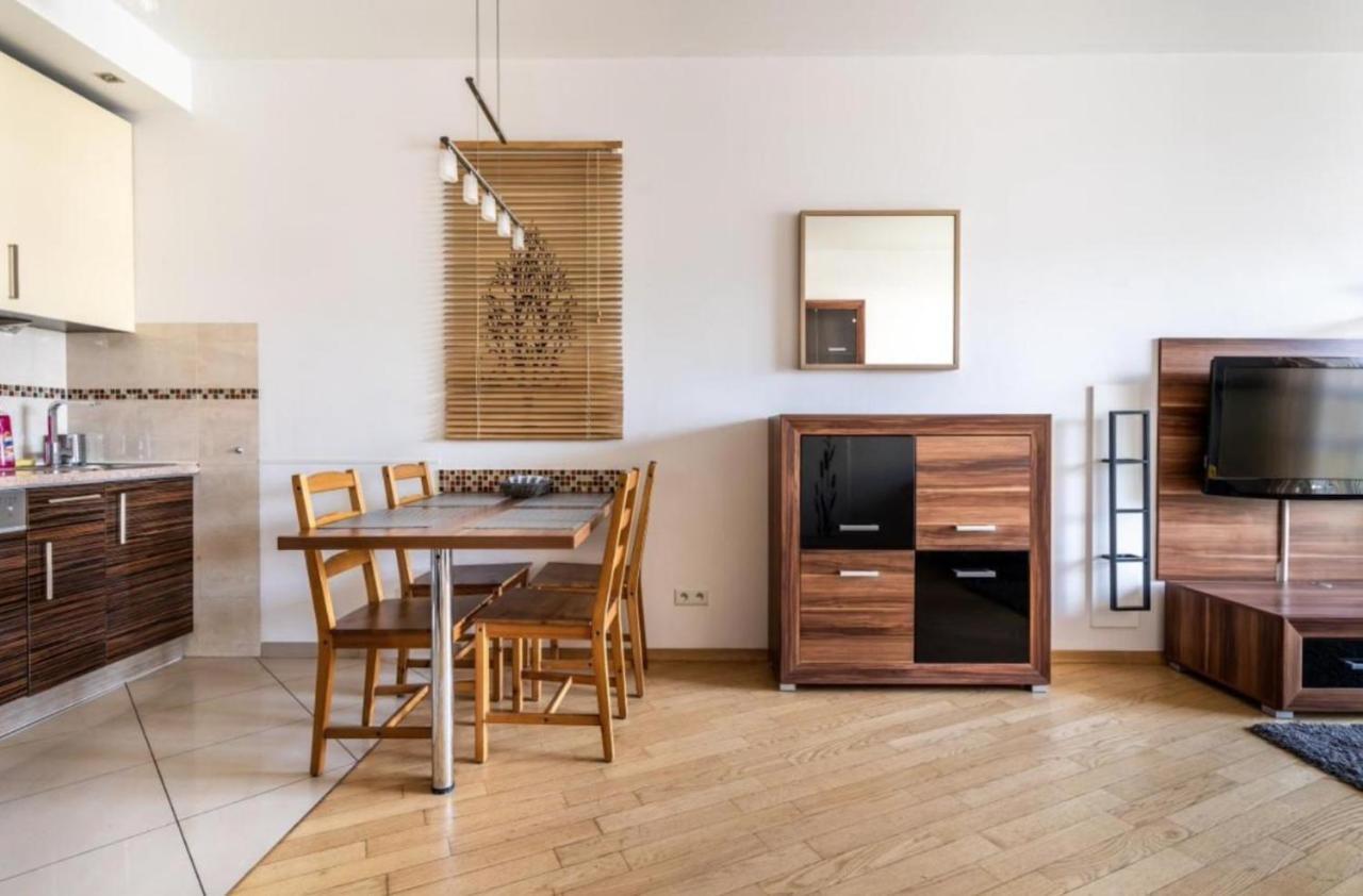 Golden Apartments Warsaw - Big And Bright Apartment In Platinum Towers- Browary- Grzyb61A エクステリア 写真