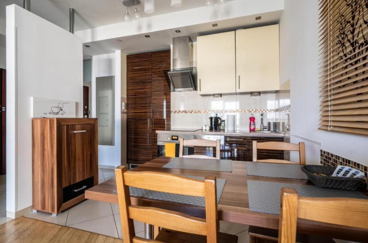Golden Apartments Warsaw - Big And Bright Apartment In Platinum Towers- Browary- Grzyb61A エクステリア 写真